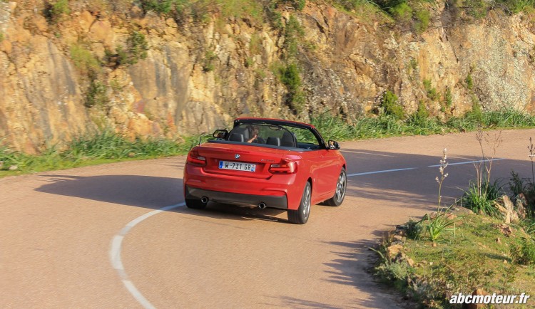 dynamique BMW M235i Cabriolet-6