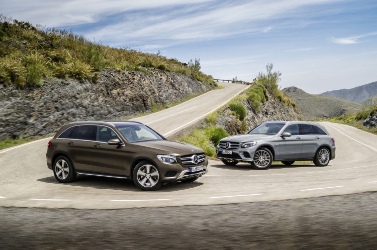 Avec en série la transmission intégrale, la suspension pneumatique et l'amortissement piloté, le GLC frappe fort. 