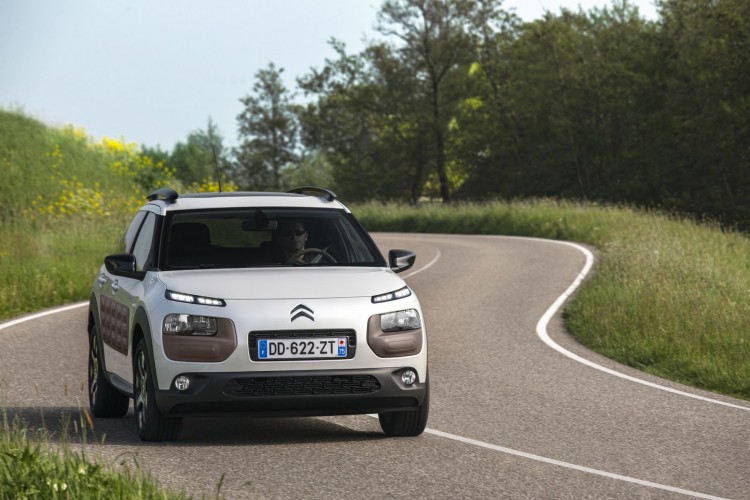 dynamique Citroen C4 Cactus
