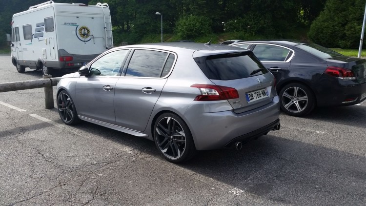 vue 3-4 arriere Peugeot 308 GTi