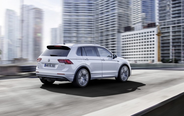 Volkswagen Tiguan II R Line dynamique-2