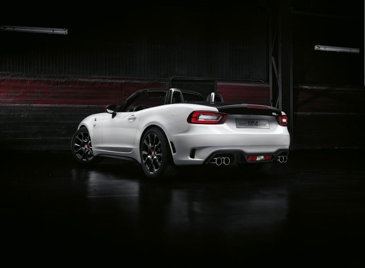 Abarth 124 Spider-2