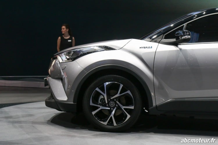 Toyota C-HR avant Geneve 2016-2
