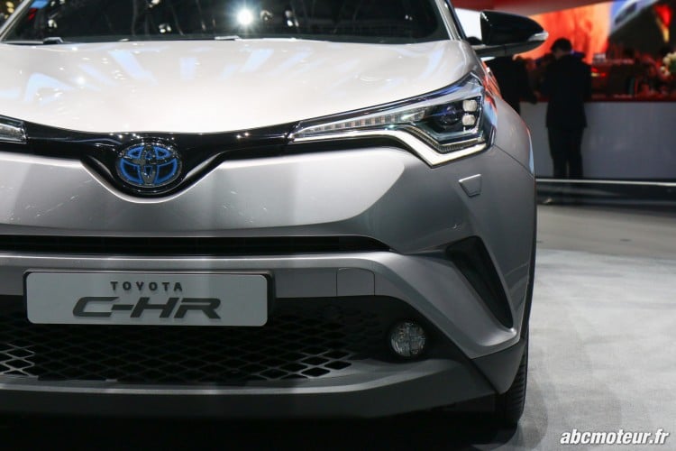 Toyota C-HR avant Geneve 2016-5