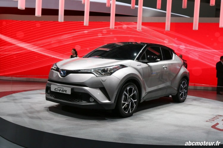 Toyota C-HR avant Geneve 2016