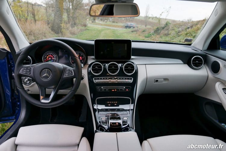 Mercedes Classe C Coupe 220 d Executive interieur