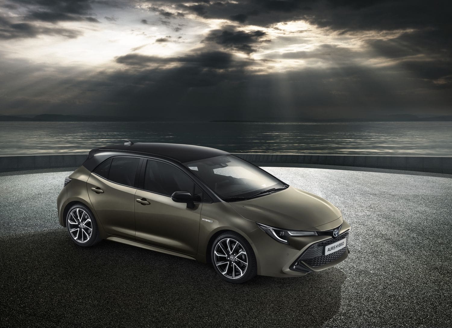 Toyota dévoile la nouvelle Auris, avec deux moteurs hybrides