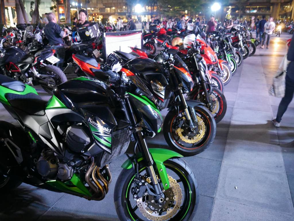 Des motards