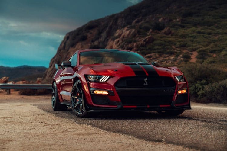 Ford Mustang Shelby GT500 - 3/4 avant
