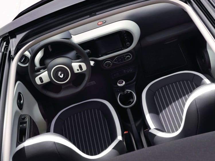 Renault Twingo 3 restylée - Planche de bord