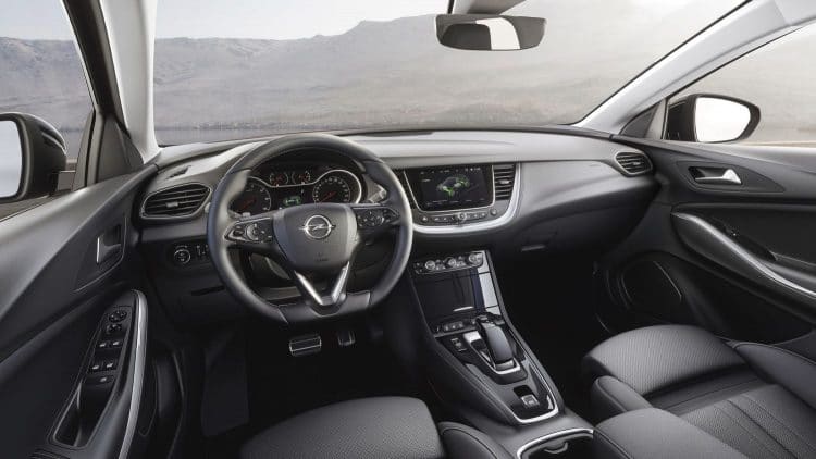 Opel Grandland X Hybrid4 - Planche de bord