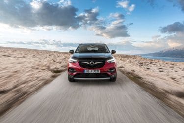 Opel Grandland X Hybrid4 - Vue avant