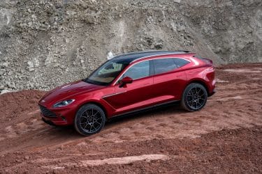 Aston Martin DBX - Hors piste