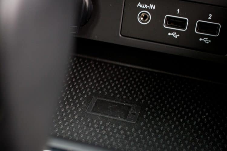 Renault Captur chargeur induction
