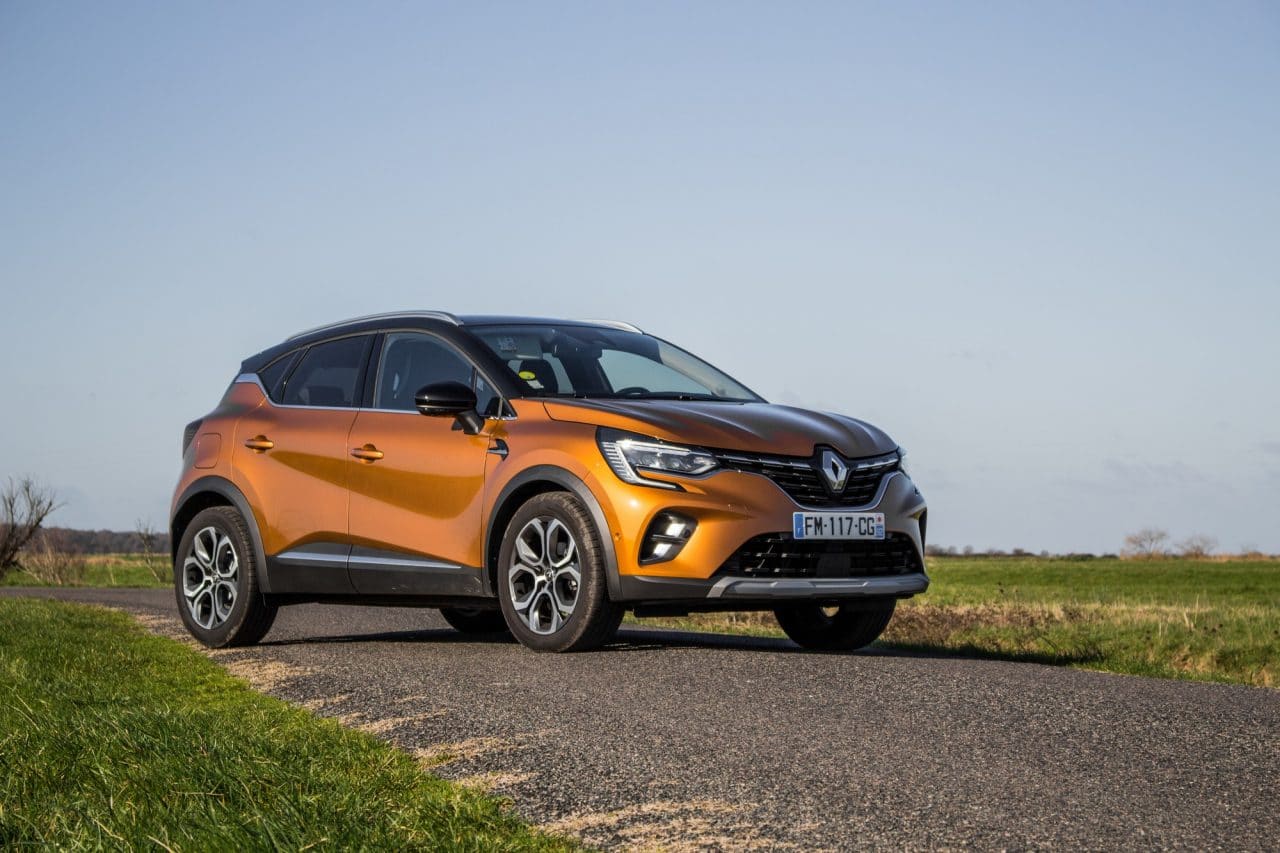 Renault Captur 3/4 avant sur route