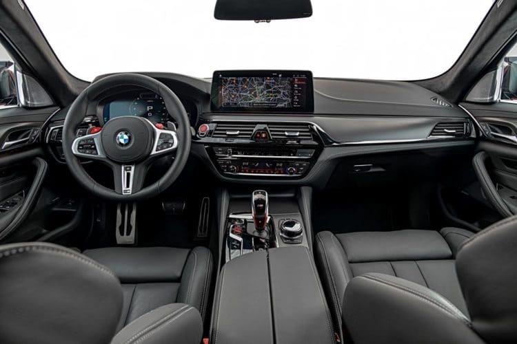 BMW M5 Restylée 2020 - Planche de bord