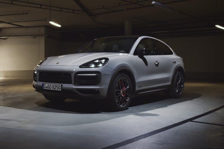 Porsche Cayenne Coupe GTS - Avant