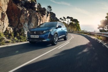 Peugeot 5008 restylé 2020 - Sur la route