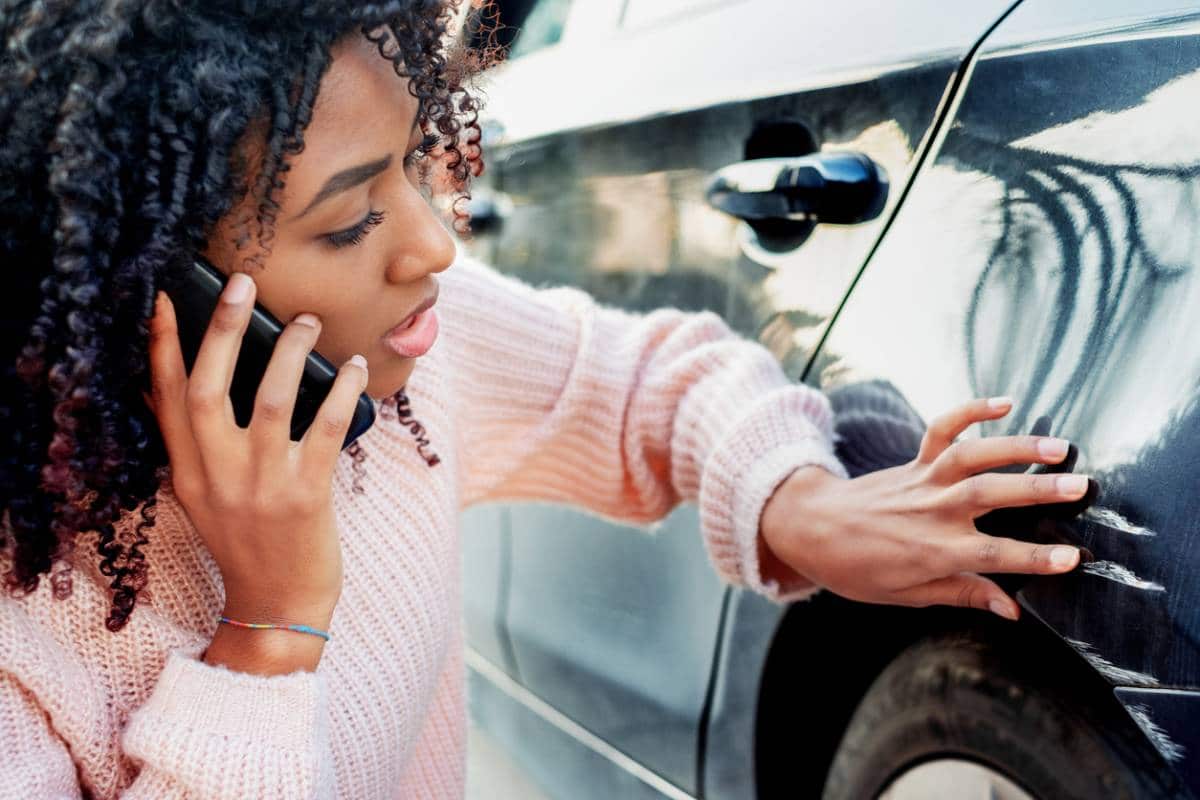 Une conductrice résiliée par son assurance