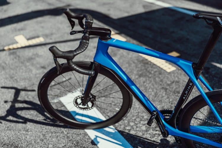 2022 lapierre x alpine : rencontre de deux marques a la meme philosophie (6) large