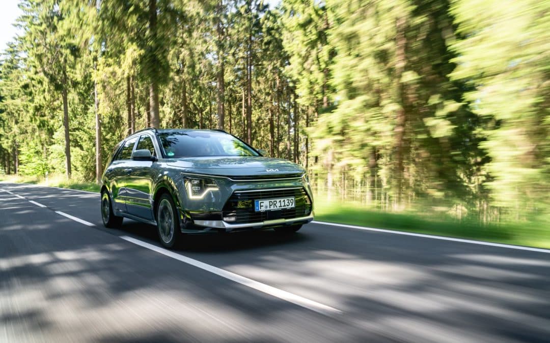 Essai nouveau Kia Niro (2022) : faut-il choisir l’hybride ou l’hybride rechargeable ?
