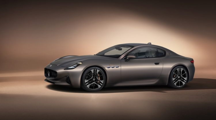 small 20091 maseratigranturismofolgore