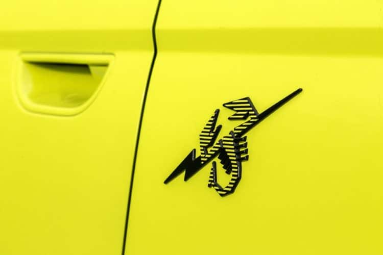 newabarth500e26 637c96d6eee2e 637ce16871bae grande