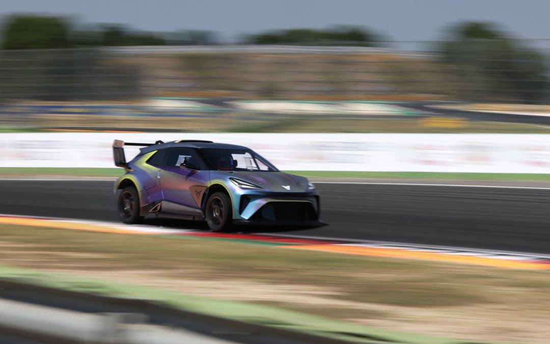 Essai exclusif : au volant du prototype de course Cupra Urban Rebel !
