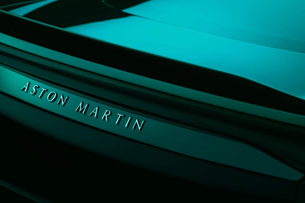 Aston Martin dbs 770 ultimate