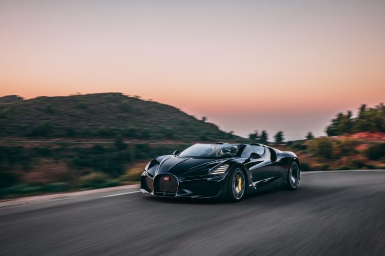 bugatti mistral 4