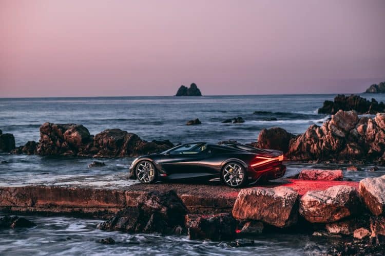 bugatti mistral 9
