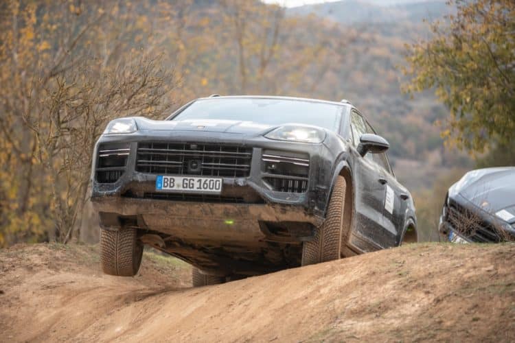 porsche cayenne 2023