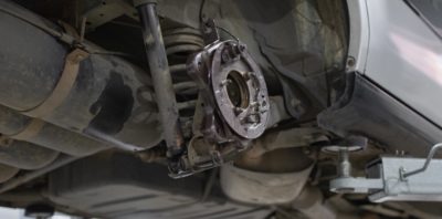 Bruit de roulement sur une voiture à cause d'un roulement d'effectueux