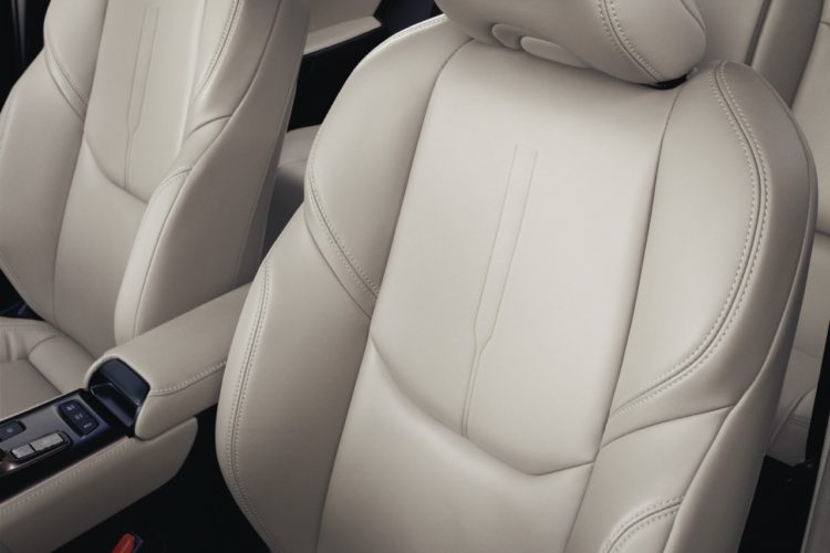 lexus lbx 4