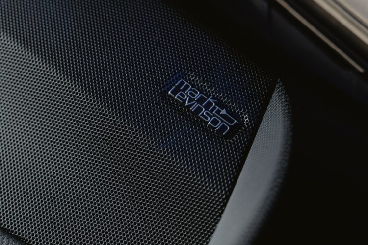 lexus lbx 5