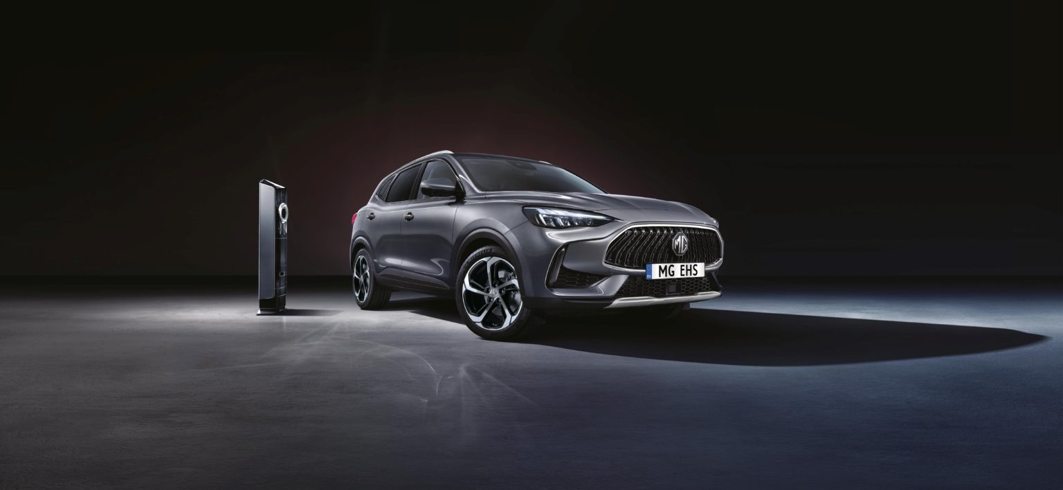 mg hs eu studio ehs luxury iron oxide web1