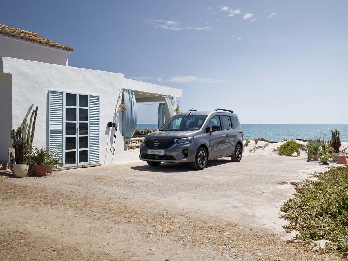 nissan townstar ev combi
