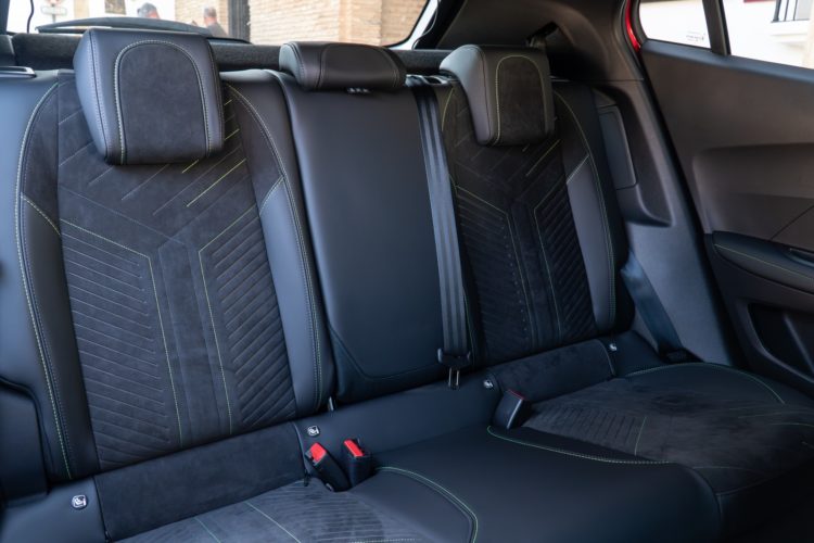 essai peugeot e2008 156ch 2023 1