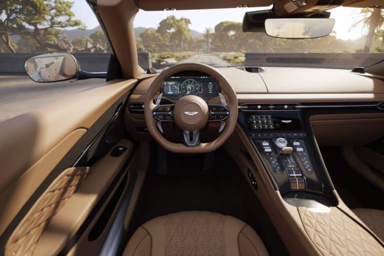 aston martin db12 volante intérieur