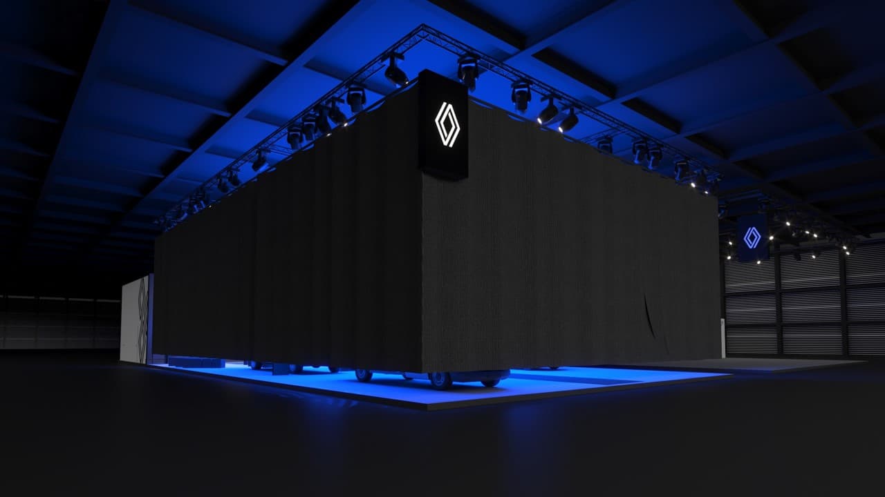 Le stand Renault présentera le Master en première mondiale au salon Solutrans de Lyon.