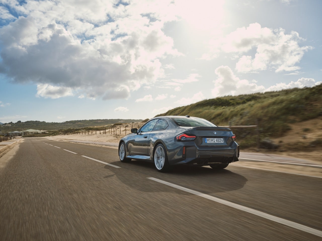arrière bmw m2 2024