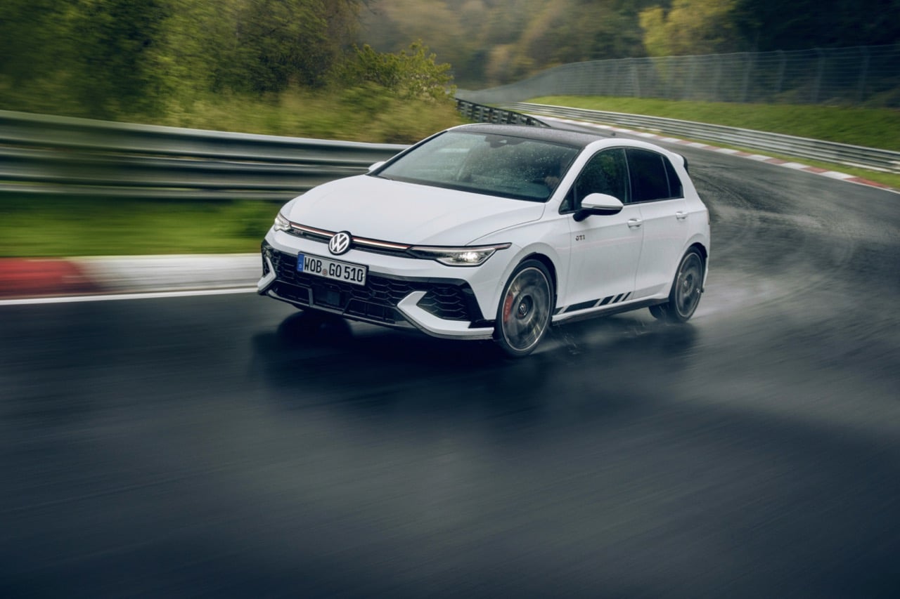 volkswagen golf gti clubsport 2024 nurburgring