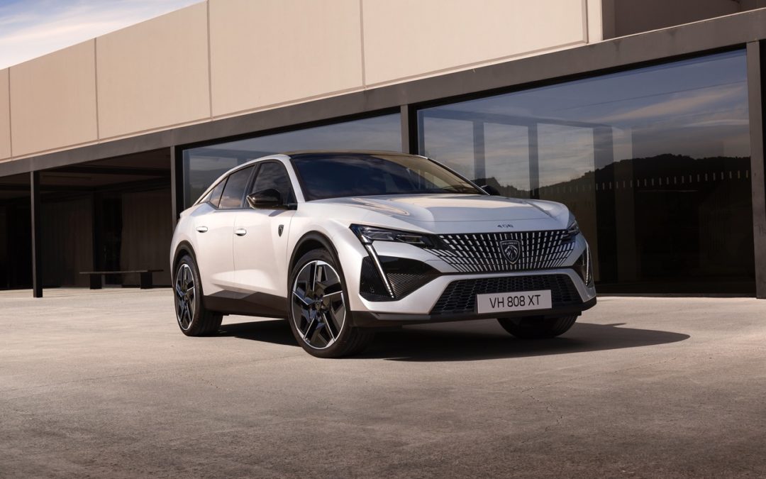 Peugeot e-408 : la version qui va relancer la berline surélevée ?