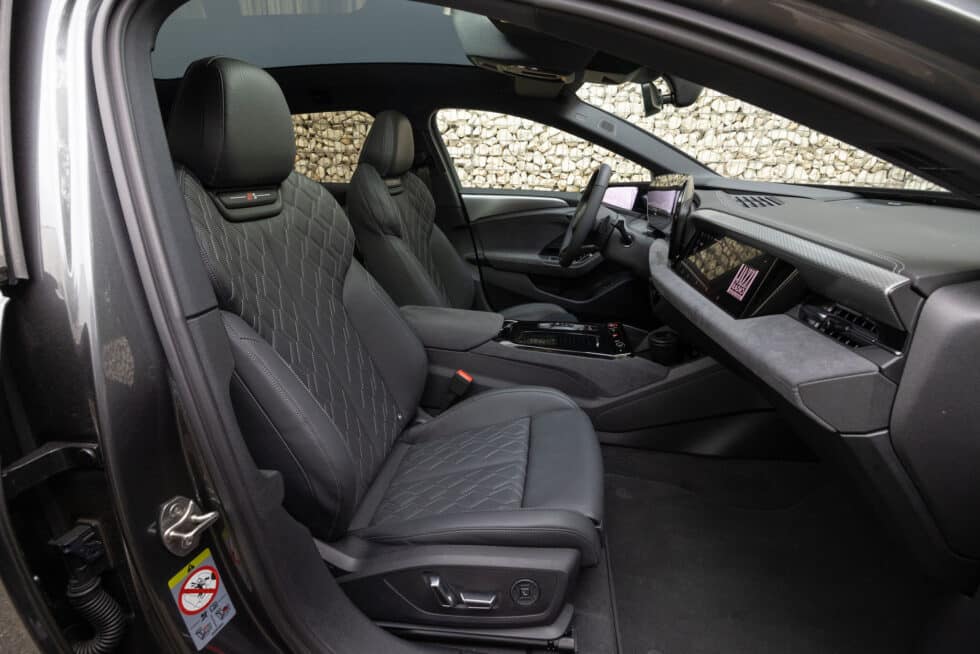 audi s6 e tron sièges