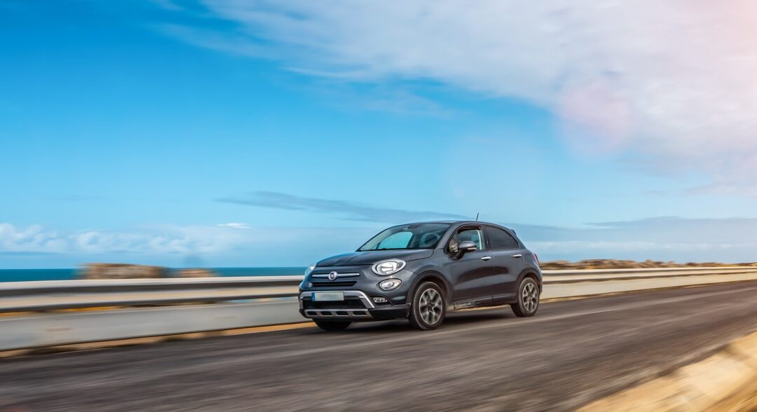 Location de voiture : pourquoi choisir Ucar pour vos vacances ?